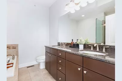 922 Warren Avenue #105, Downers Grove, IL 60515 - Photo 15