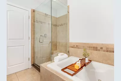 922 Warren Avenue #105, Downers Grove, IL 60515 - Photo 17