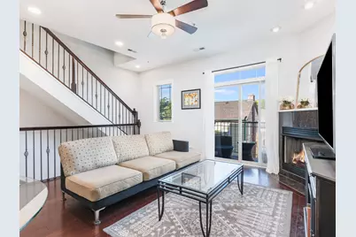 922 Warren Avenue #105, Downers Grove, IL 60515 - Photo 5