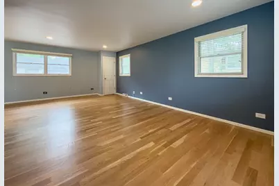 23W477 Burdette Avenue, Carol Stream, IL 60188 - Photo 9