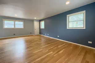 23W477 Burdette Ave, Carol Stream, IL 60188 - Photo 9
