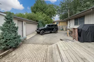 23W477 Burdette Ave, Carol Stream, IL 60188 - Photo 17