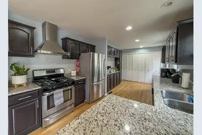 23W477 Burdette Avenue, Carol Stream, IL 60188 - Photo 7