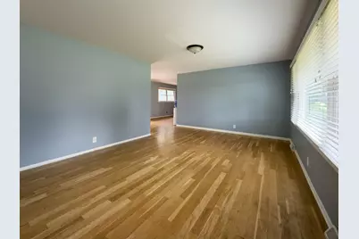 23W477 Burdette Avenue, Carol Stream, IL 60188 - Photo 5