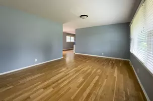 23W477 Burdette Ave, Carol Stream, IL 60188 - Photo 5