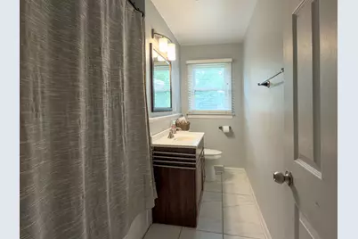23W477 Burdette Avenue, Carol Stream, IL 60188 - Photo 15
