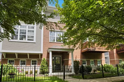4922 S Cornell Avenue, Chicago, IL 60615 - Photo 1