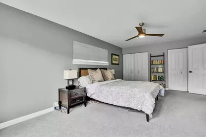 4922 S Cornell Avenue, Chicago, IL 60615 - Photo 23