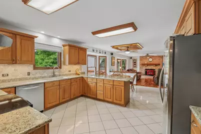 31W003 Irving Park Road, Elgin, IL 60120 - Photo 7