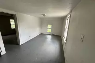 309 Adams St, Rockford, IL 61107 - Photo 13