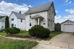 309 Adams St, Rockford, IL 61107 - Photo 1