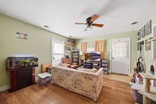 418 E 3rd St, Dixon, IL 61021 - Photo 5
