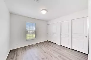 759 Pointe Dr, Crystal Lake, IL 60014 - Photo 13