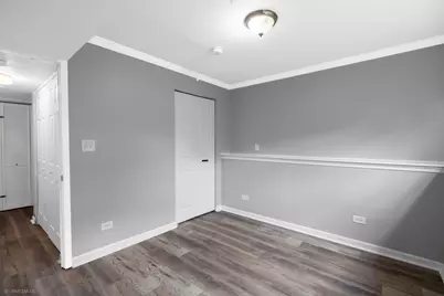 2122 Kensington Drive, Schaumburg, IL 60194 - Photo 17