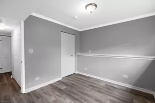 2122 Kensington Dr, Schaumburg, IL 60194 - Photo 17