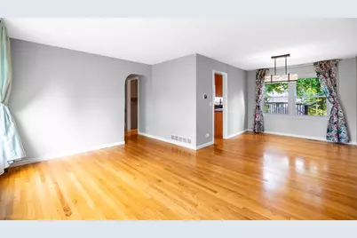 2122 Kensington Drive, Schaumburg, IL 60194 - Photo 5