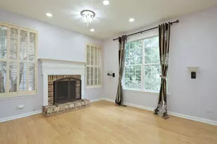 149 Fulbright Ln, Schaumburg, IL 60194 - Photo 7