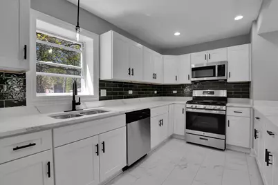 735 E 105th Street, Chicago, IL 60628 - Photo 5