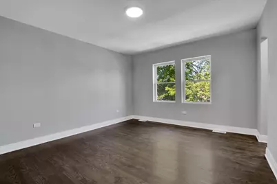 735 E 105th Street, Chicago, IL 60628 - Photo 15