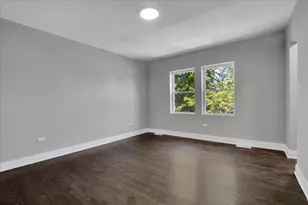 735 E 105th St, Chicago, IL 60628 - Photo 15