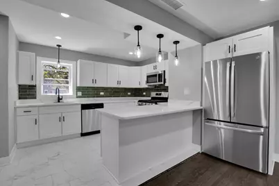 735 E 105th Street, Chicago, IL 60628 - Photo 3