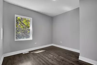 735 E 105th Street, Chicago, IL 60628 - Photo 13