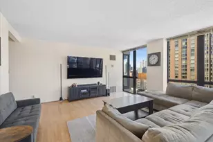 1122 N Clark St, Chicago, IL 60610 - Photo 5