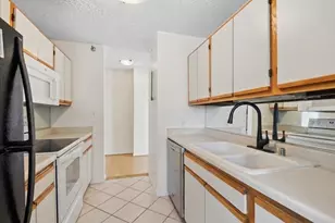 1122 N Clark St, Chicago, IL 60610 - Photo 7
