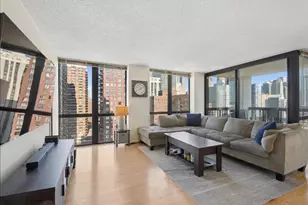 1122 N Clark St, Chicago, IL 60610 - Photo 3