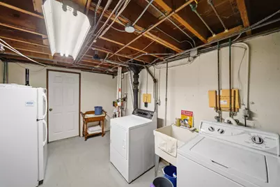 534 E Forest Avenue, Wheaton, IL 60187 - Photo 29