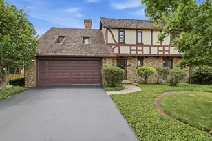 534 E Forest Ave, Wheaton, IL 60187 - Photo 31