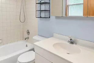 2125 Plainfield Dr, Des Plaines, IL 60018 - Photo 17