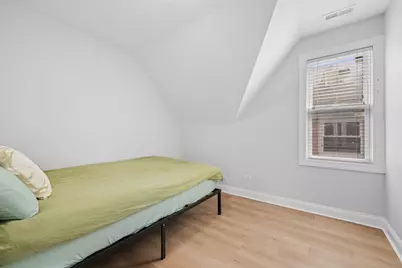 5351 W Foster Avenue, Chicago, IL 60630 - Photo 23