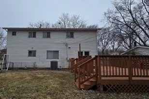 303 Jackson St, Park Forest, IL 60466 - Photo 17