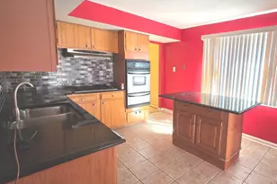 303 Jackson St, Park Forest, IL 60466 - Photo 7