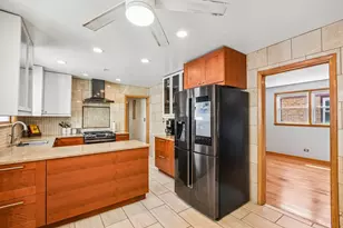 1914 W Farwell Ave, Chicago, IL 60626 - Photo 11
