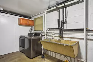 1914 W Farwell Ave, Chicago, IL 60626 - Photo 33