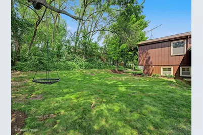 800 Marston Avenue NE, Glen Ellyn, IL 60137 - Photo 27