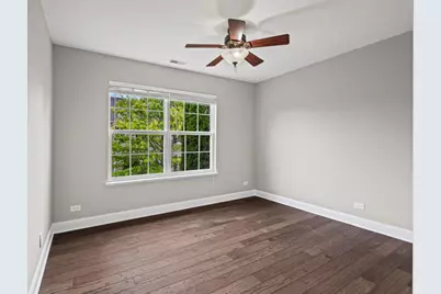 580 S Jade Lane, Round Lake, IL 60073 - Photo 17