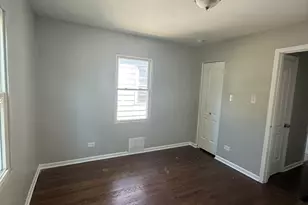16963 Shea Ave, Hazel Crest, IL 60429 - Photo 3