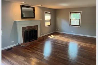 1927 Farmington Court, Naperville, IL 60565 - Photo 3