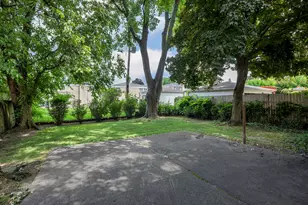 [Address not provided], Glenview, IL 60025 - Photo 3