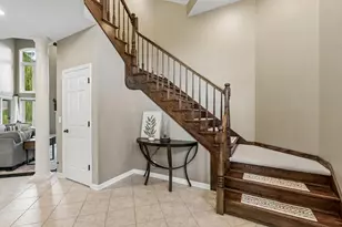 184 Bluebird Ct, Hawthorn Woods, IL 60047 - Photo 5