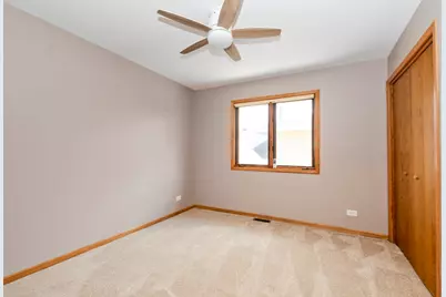 8608 Lamon Avenue, Burbank, IL 60459 - Photo 13