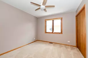 8608 Lamon Ave, Burbank, IL 60459 - Photo 13