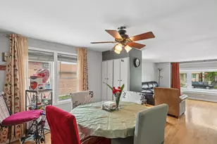 9754 S Harvard Ave, Chicago, IL 60628 - Photo 3