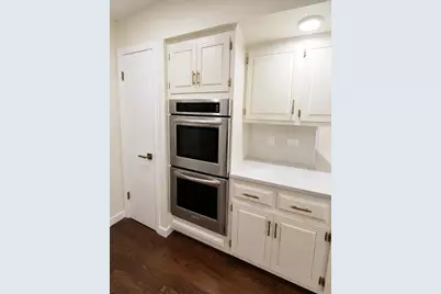 725 N Birchwood Road, Frankfort, IL 60423 - Photo 11