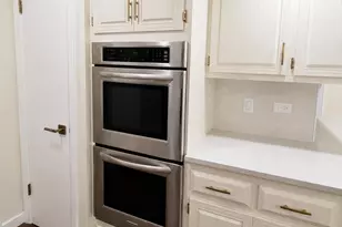 725 N Birchwood Rd, Frankfort, IL 60423 - Photo 11