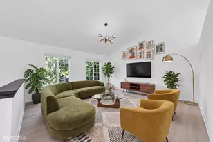 235 Aberdeen Dr, Algonquin, IL 60102 - Photo 9