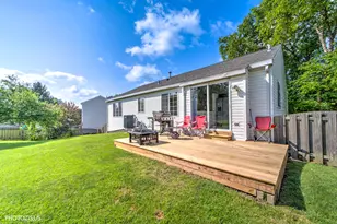 235 Aberdeen Dr, Algonquin, IL 60102 - Photo 29